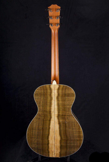 USED - 2002 Taylor Liberty Tree & Liberty Tree Baby Taylor (Pair)