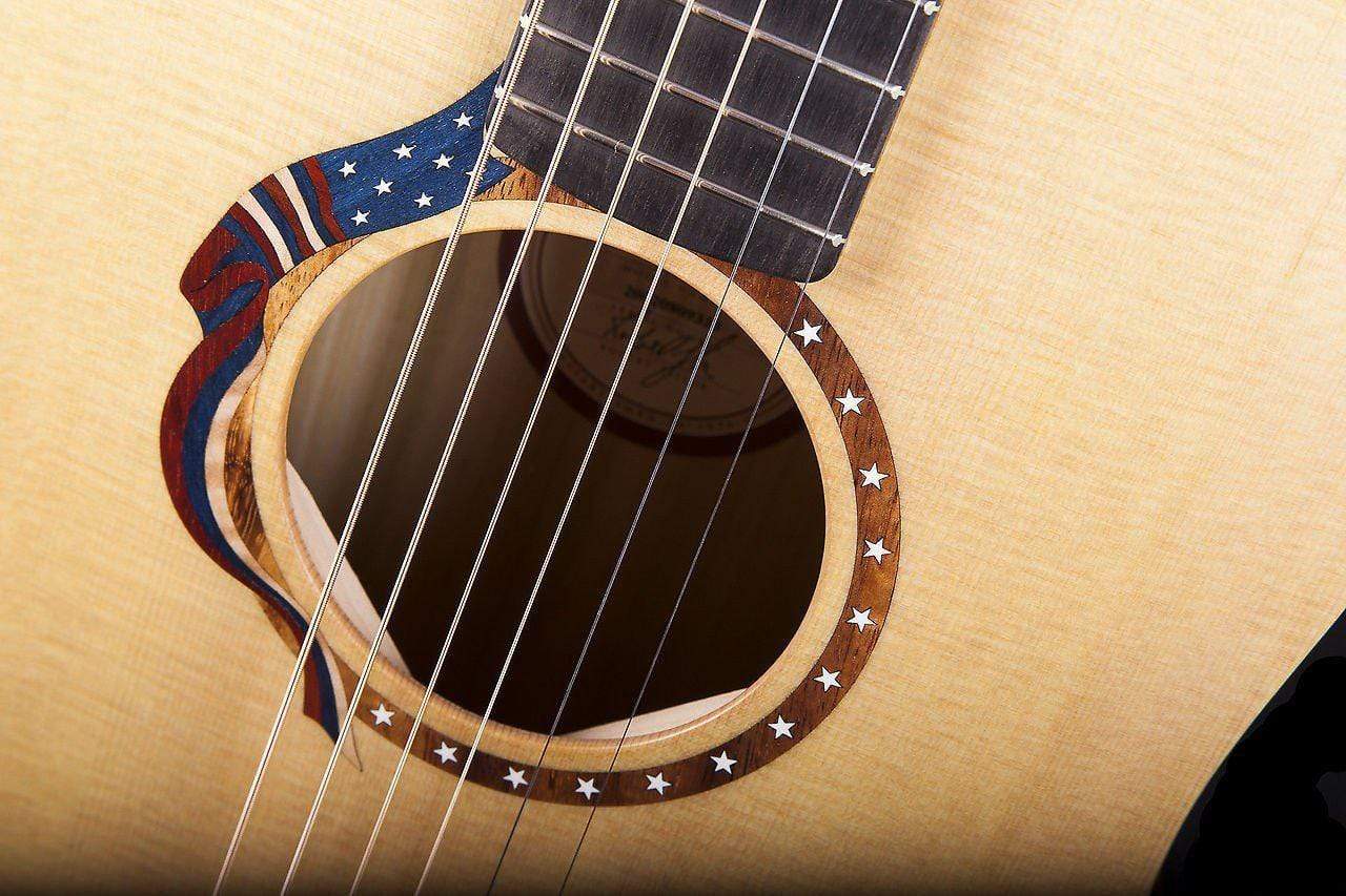 USED - 2002 Taylor Liberty Tree & Liberty Tree Baby Taylor (Pair)