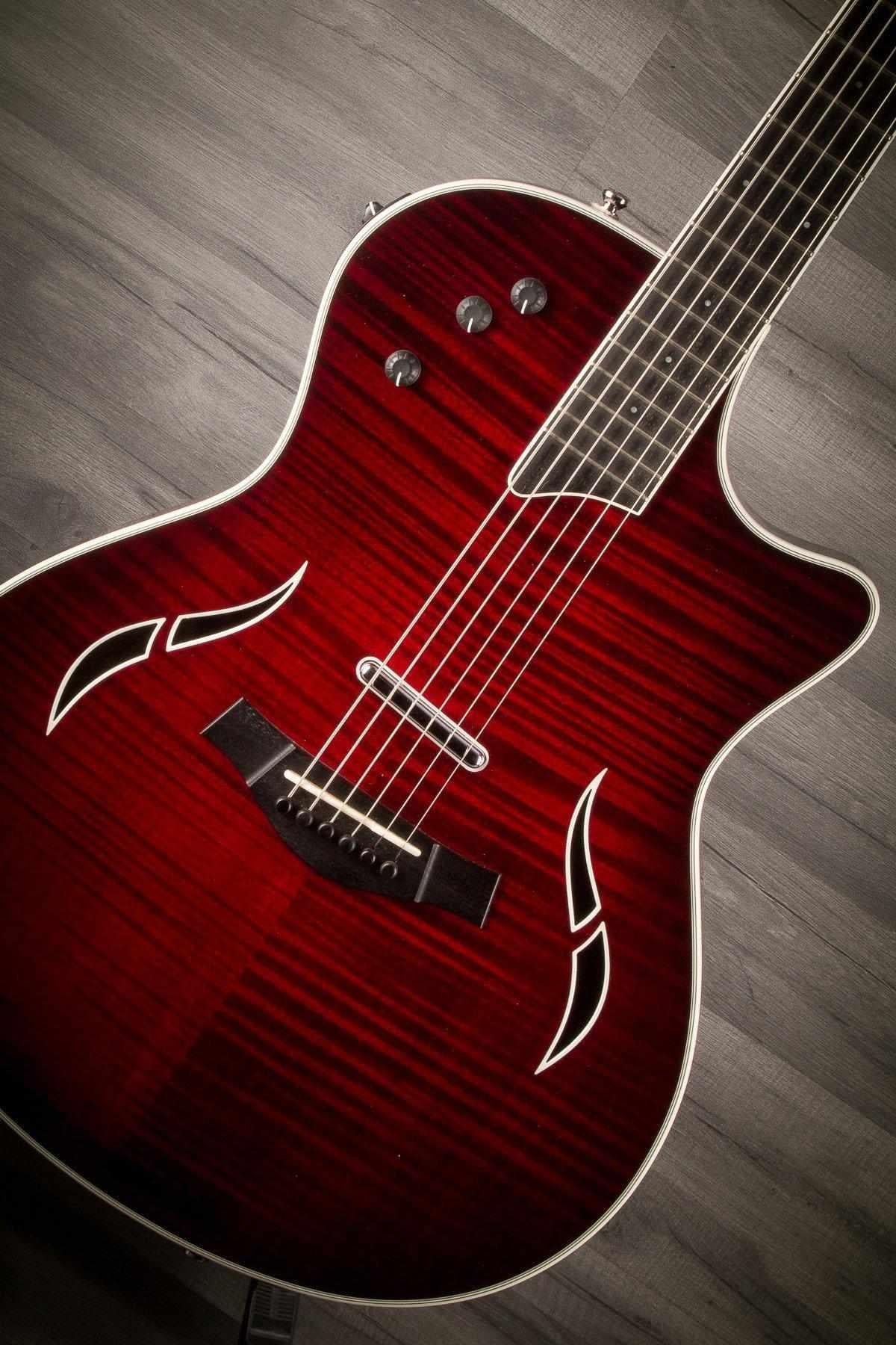 USED - 2011 Taylor T5-S1 - Red Edgeburst /flame