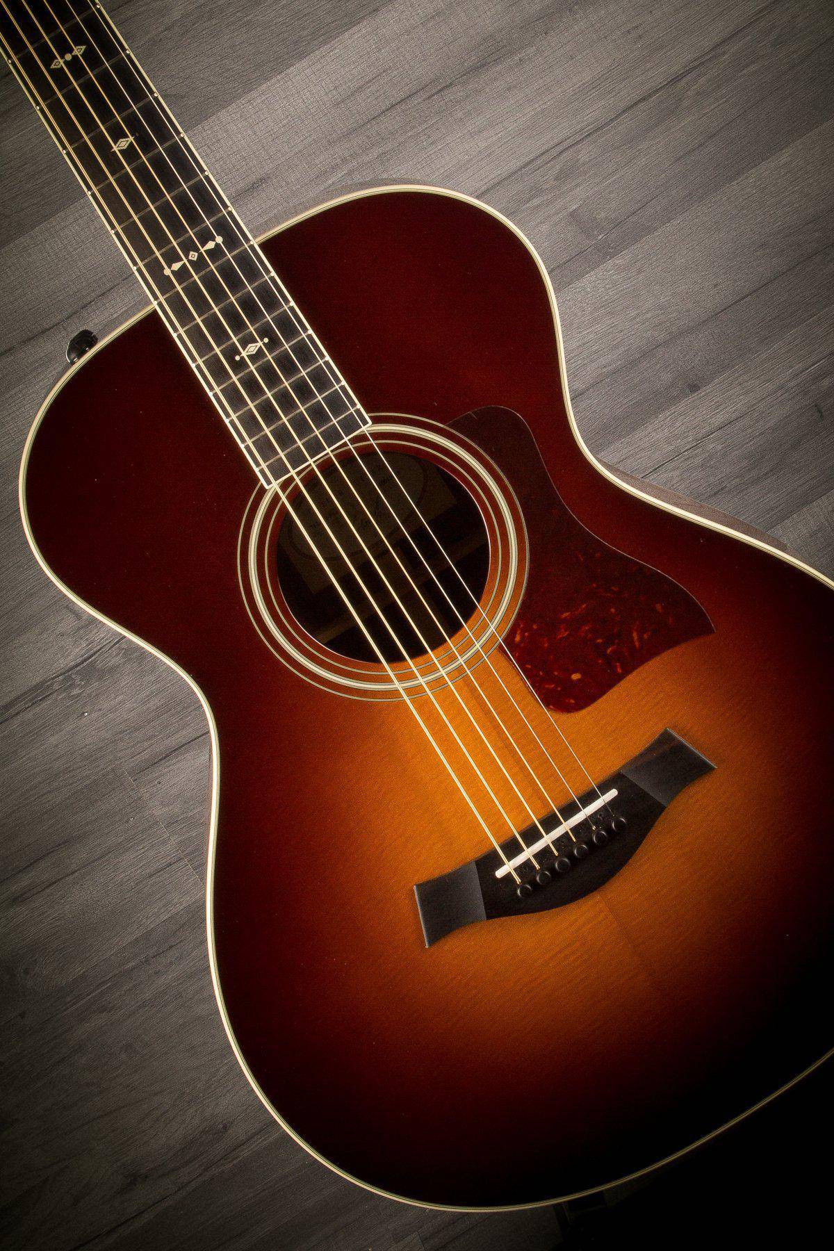 USED - 2015 Taylor 712e 12-Fret Western Sunburst