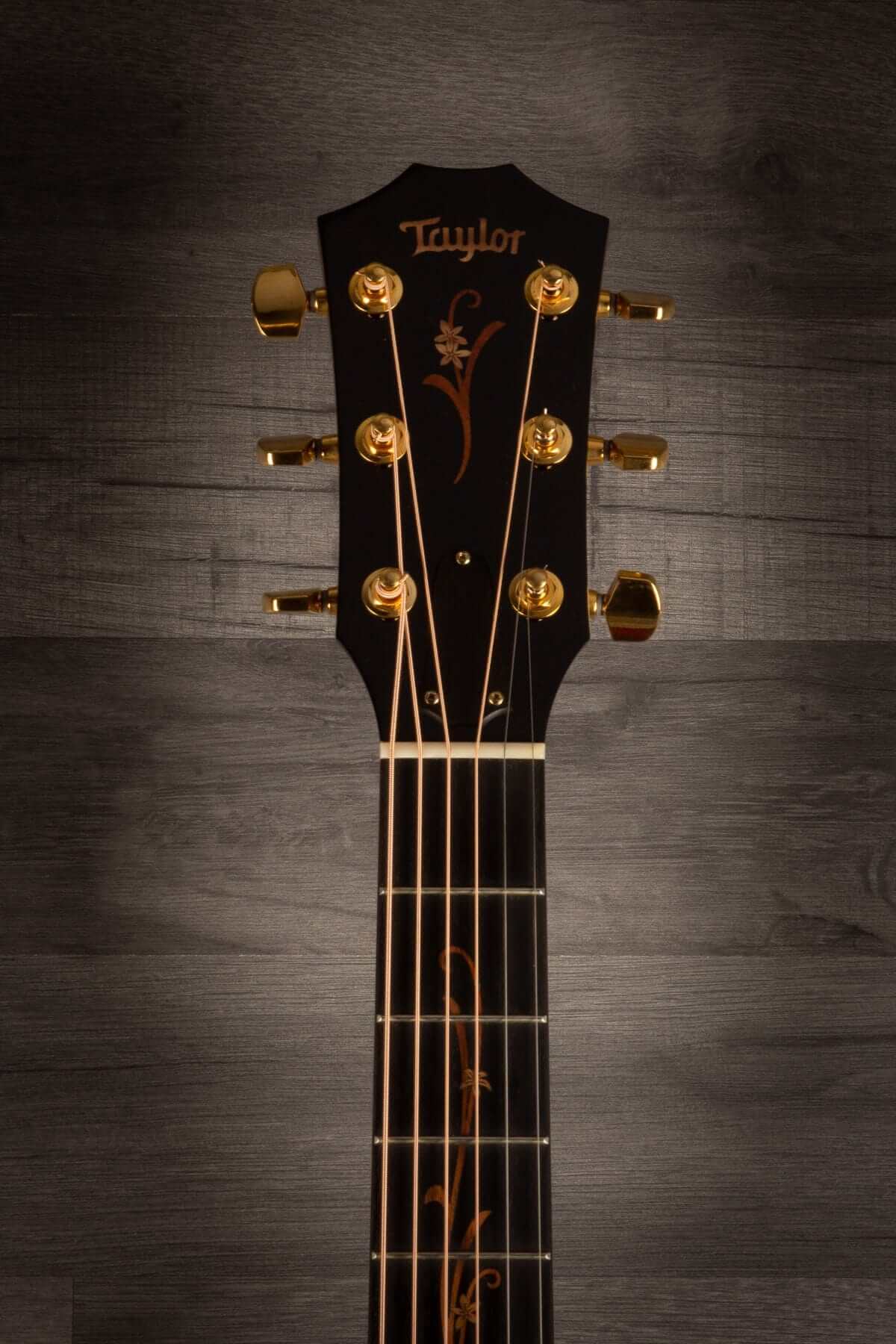 USED - 2017 Taylor K26ce Koa Florentine cutaway electro