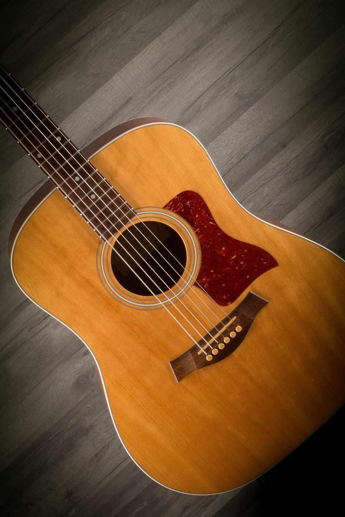 USED - Taylor 210 - 2007