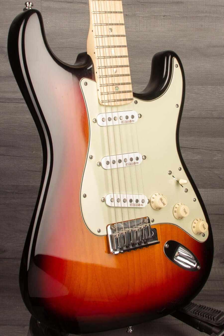 USED - Fender 2012 American Deluxe Stratocaster Sunburst