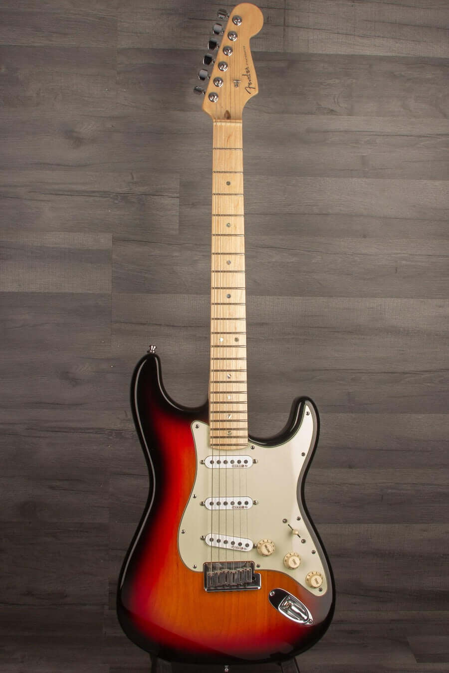 USED - Fender 2012 American Deluxe Stratocaster Sunburst