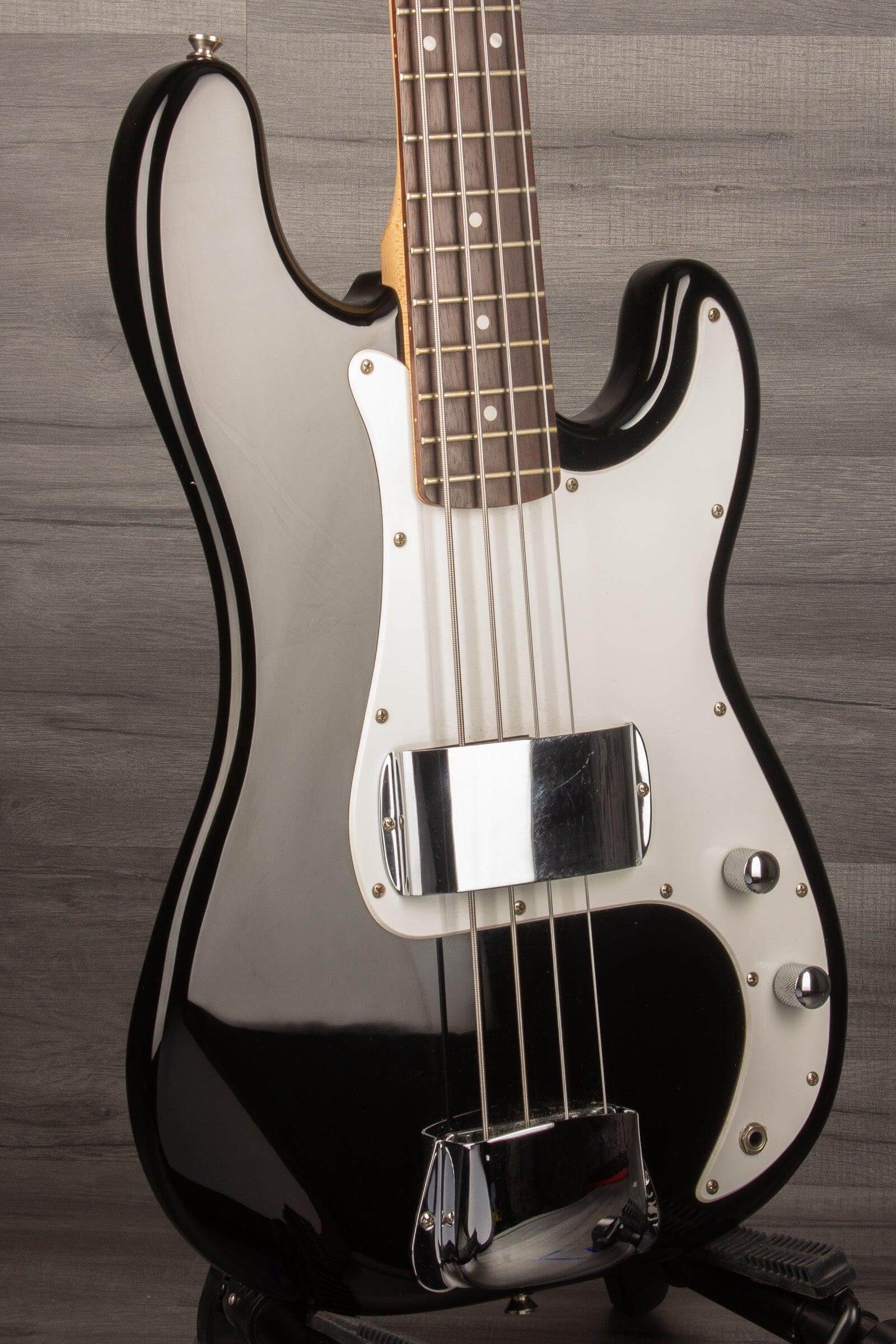 USED - Squier Affinity P - Bass Guitar