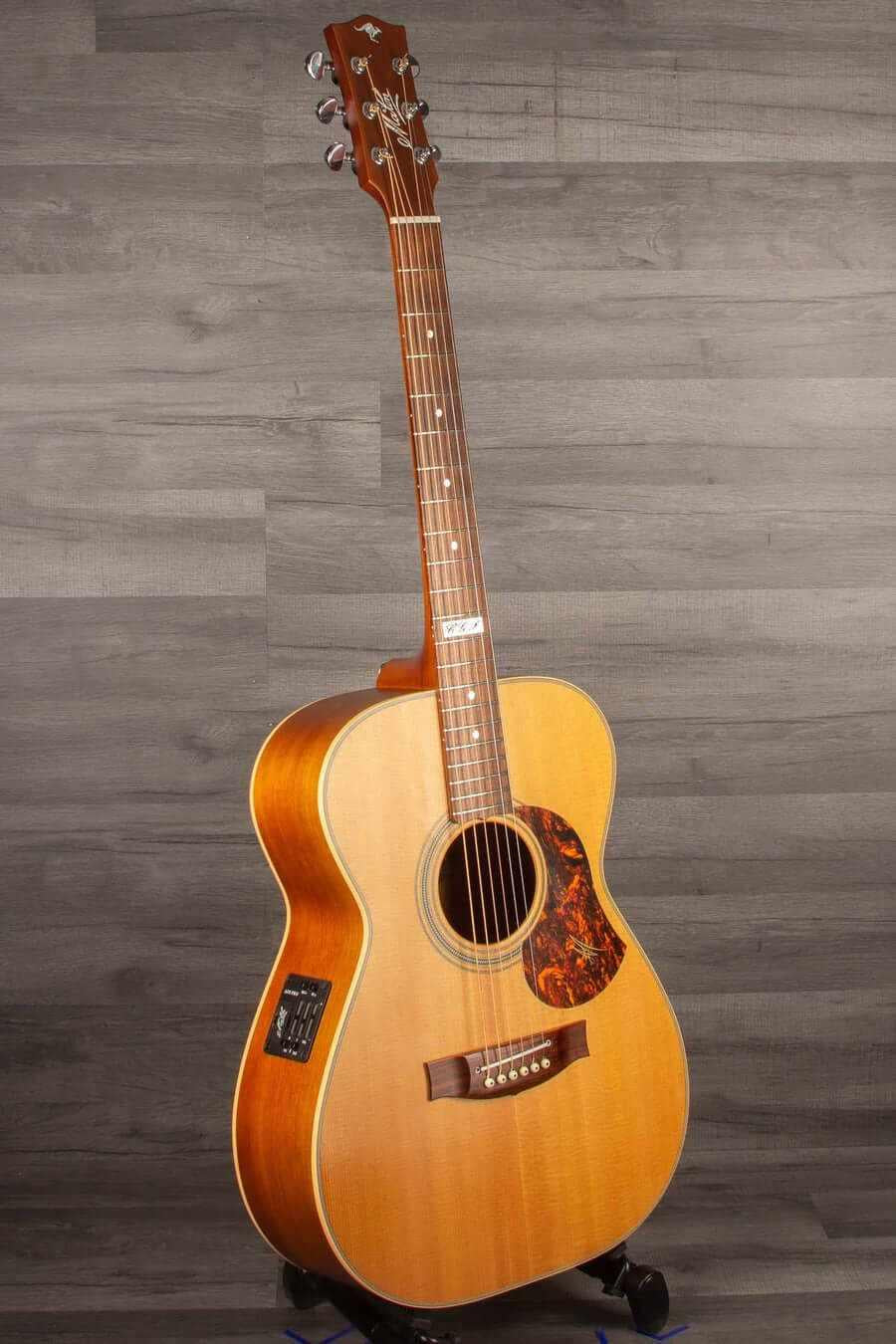 USED - Maton EBG808TE Tommy Emmanuel Signature Acoustic Guitar