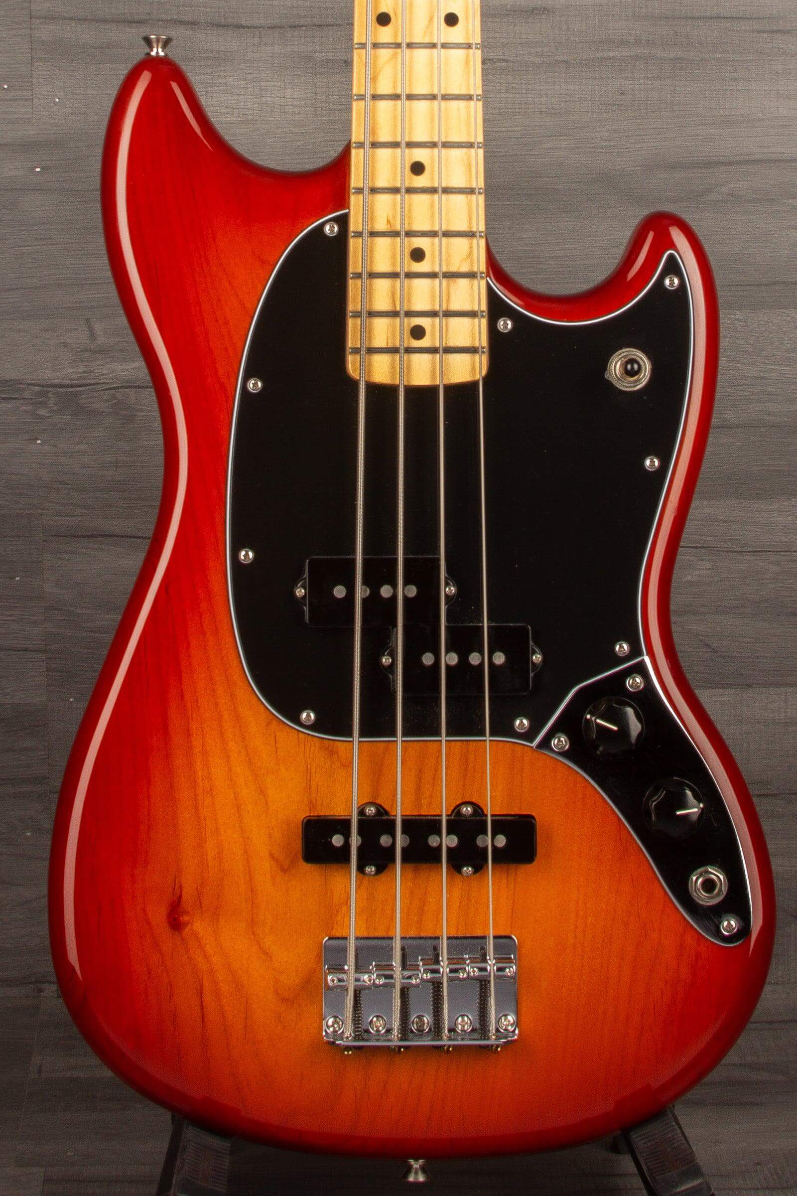 USED - Fender Player PJ Mustang Bass Guitar - Sienna Sunburst