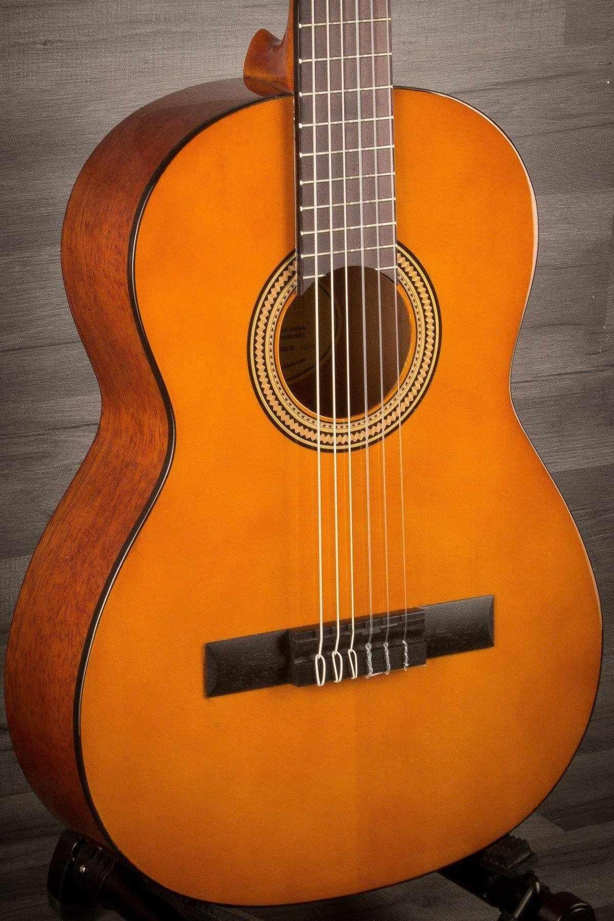 3/4 Valencia Classical Student Guitar Gloss finish