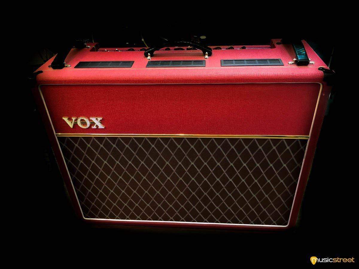 USED - Vox AC30 C2 Ltd edition Red