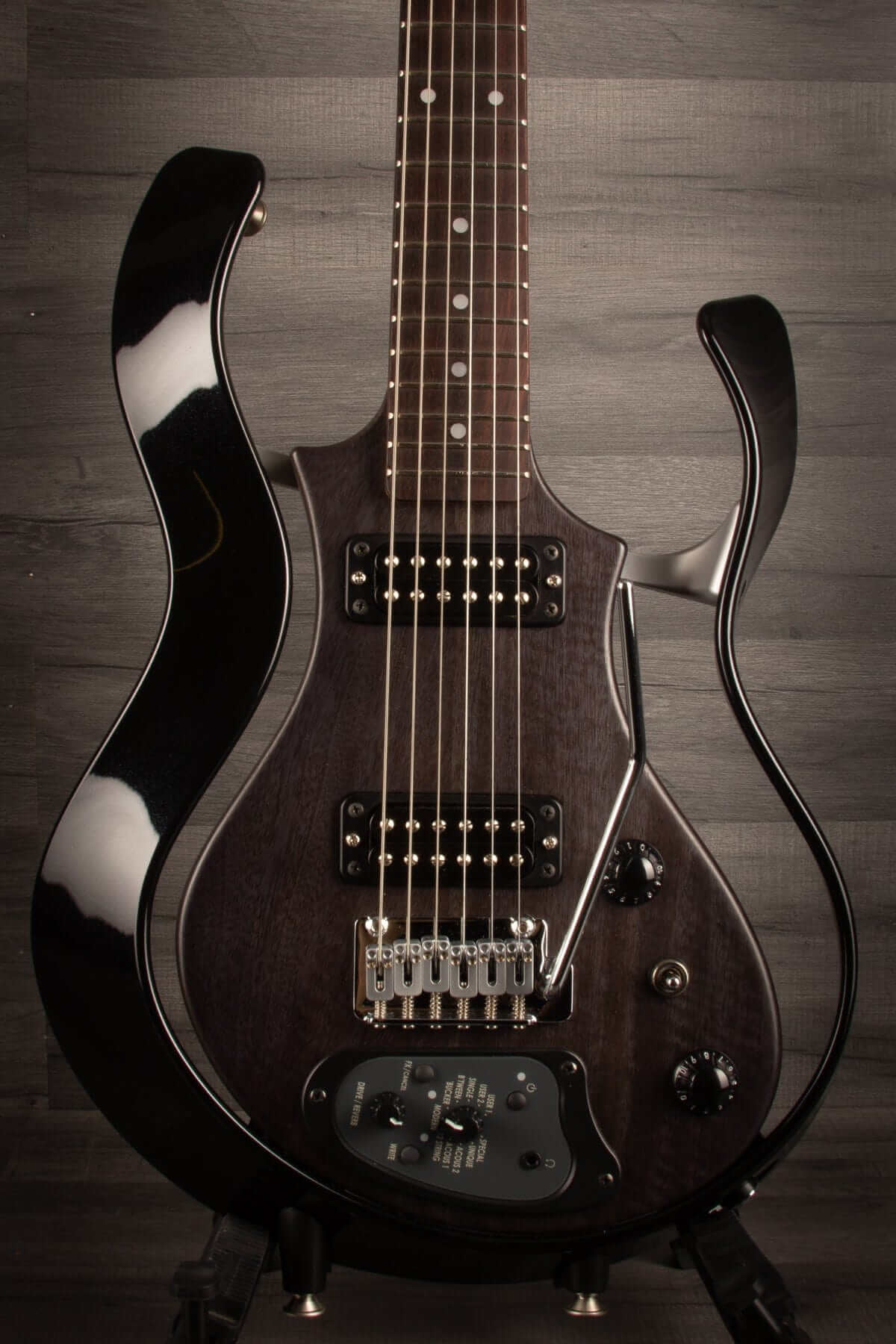 USED - Vox VSS-1 Modelling guitar inc gig bag