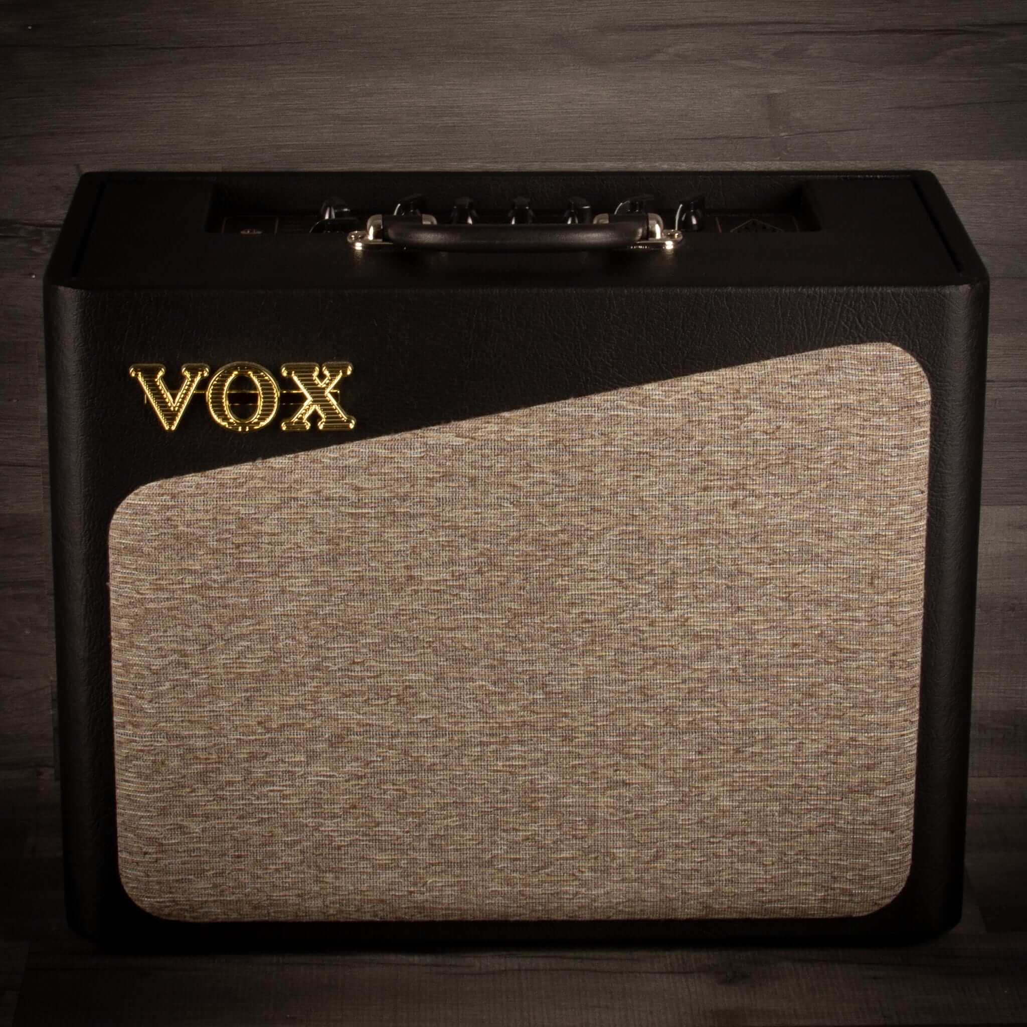 USED - Vox Av15