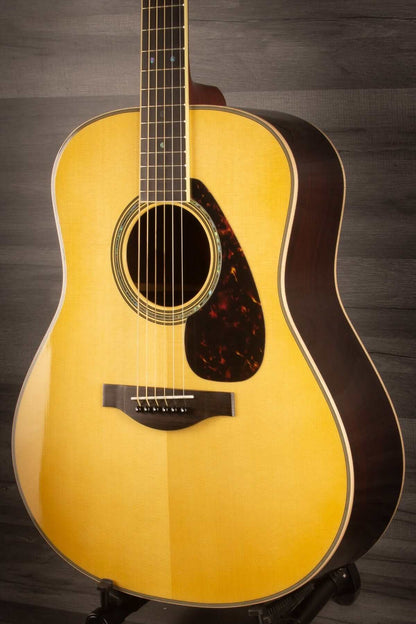 USED - Yamaha LL16 ARE Natural inc case