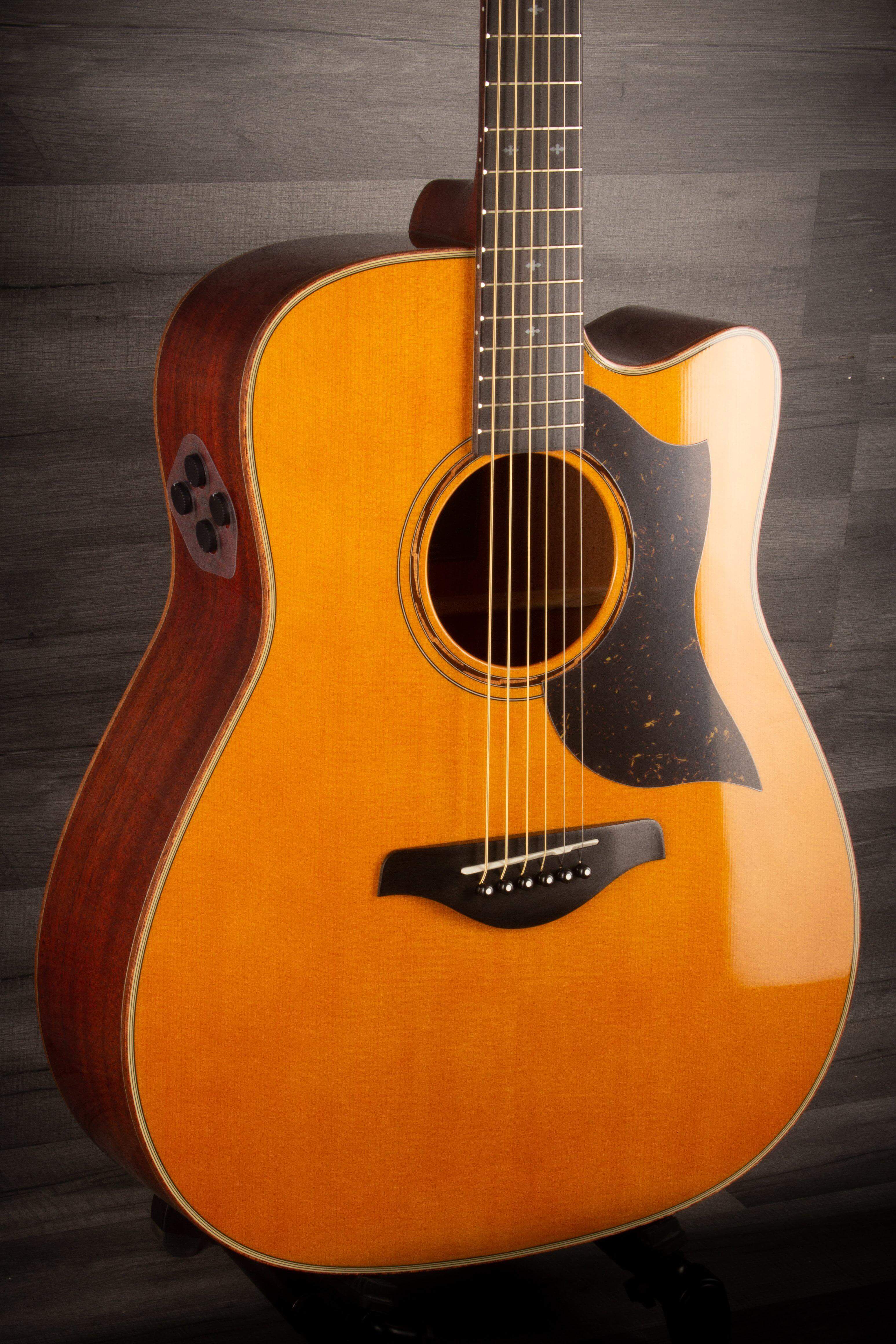 Yamaha Acoustic Guitar Yamaha A5M Acoustic Guitar - Vintage Natural