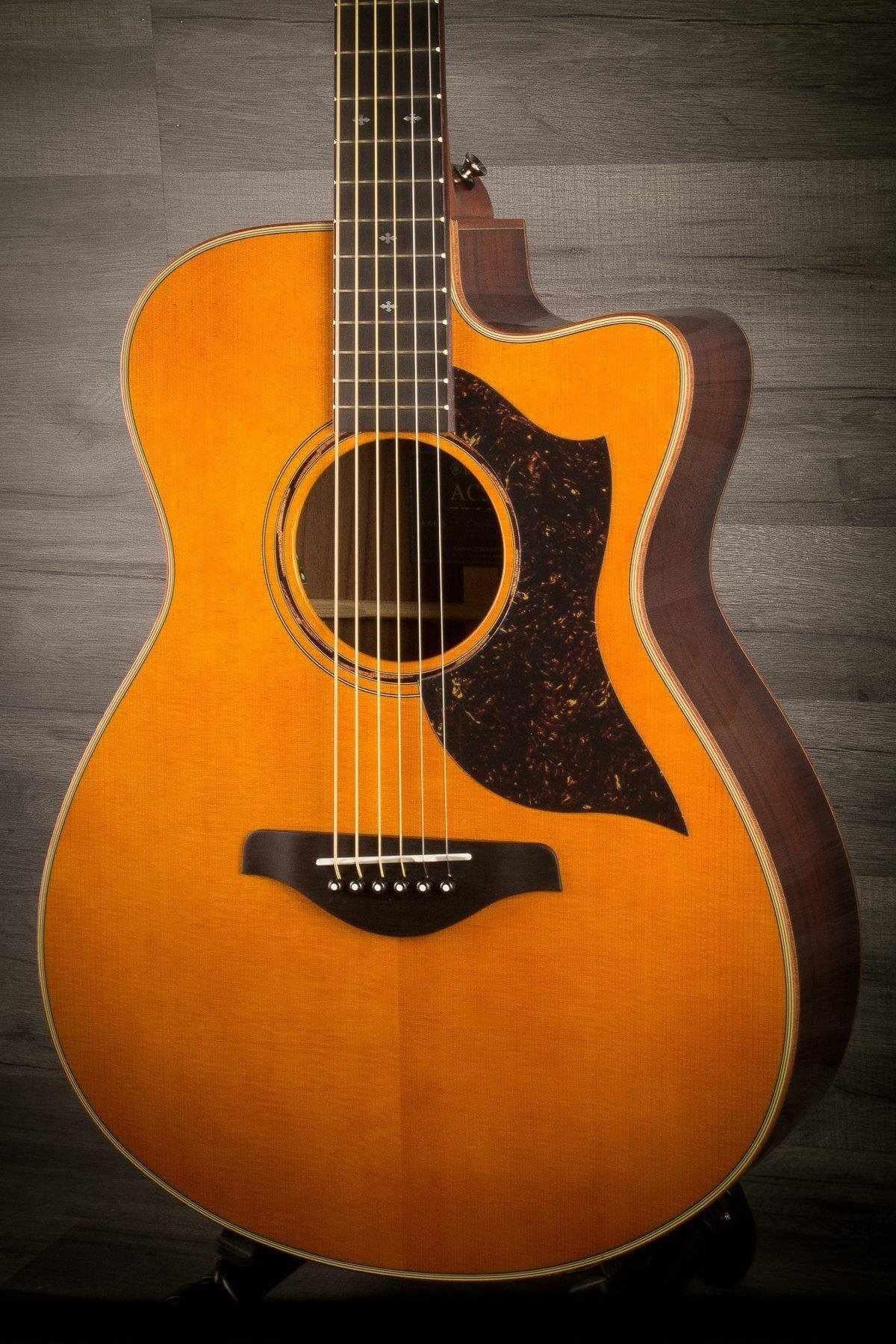 Yamaha AC5R ARE Acoustic Guitar - Vintage Natural