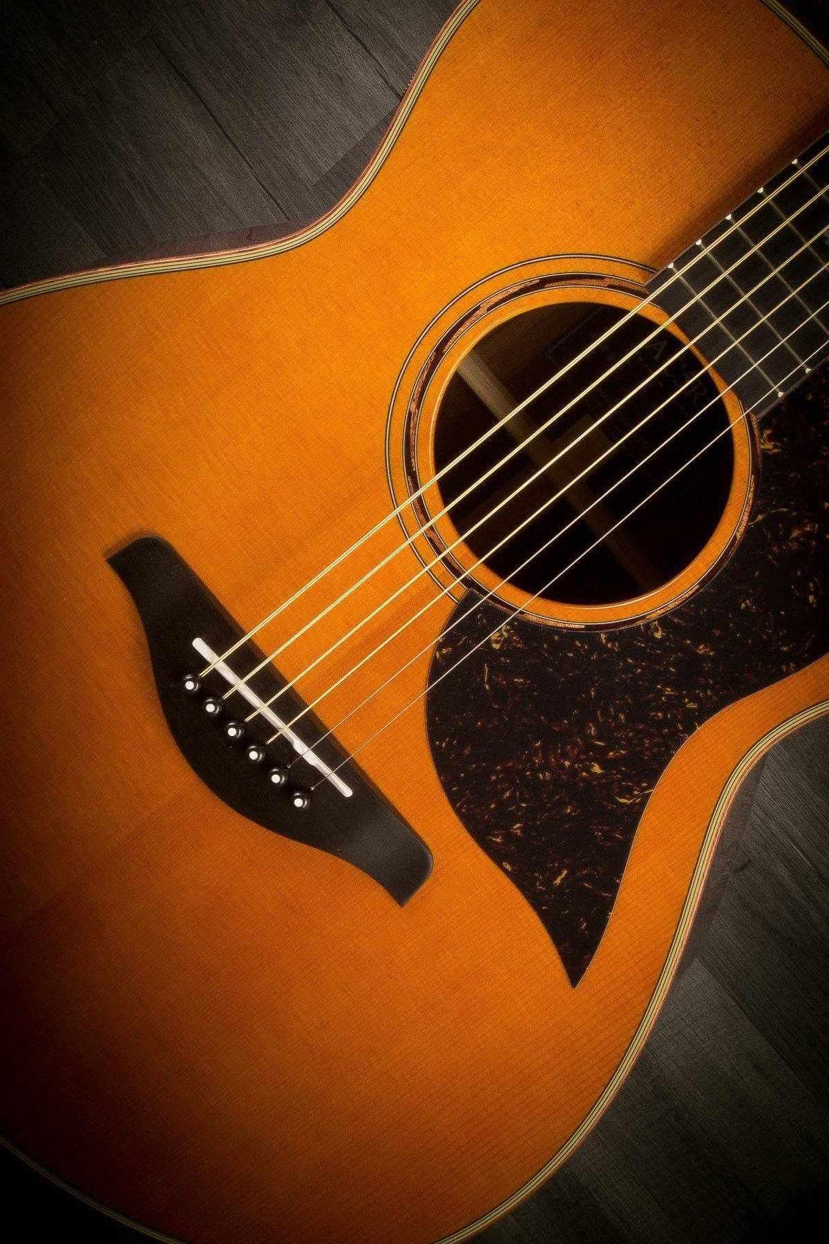 Yamaha AC5R ARE Acoustic Guitar - Vintage Natural
