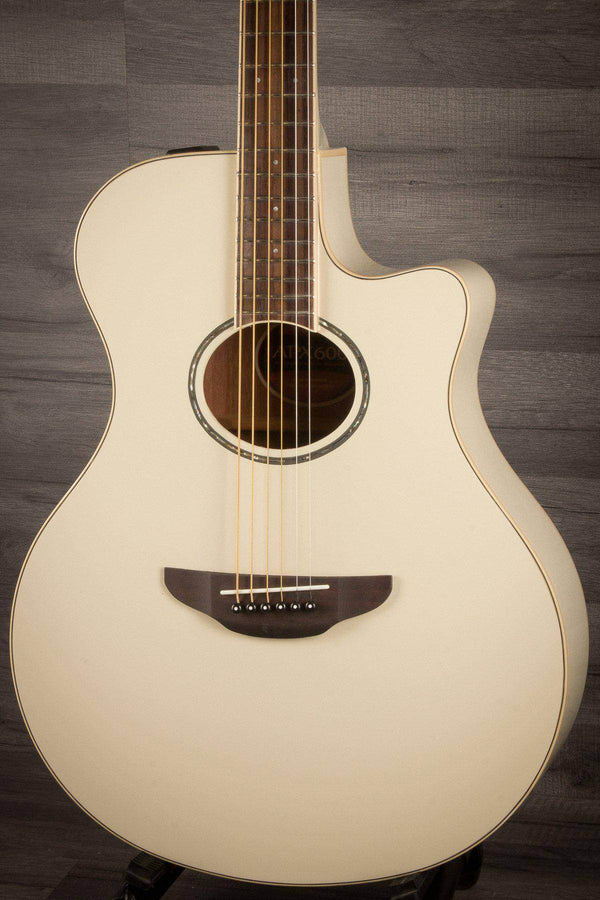 Yamaha APX600 Electro Acoustic - Vintage White