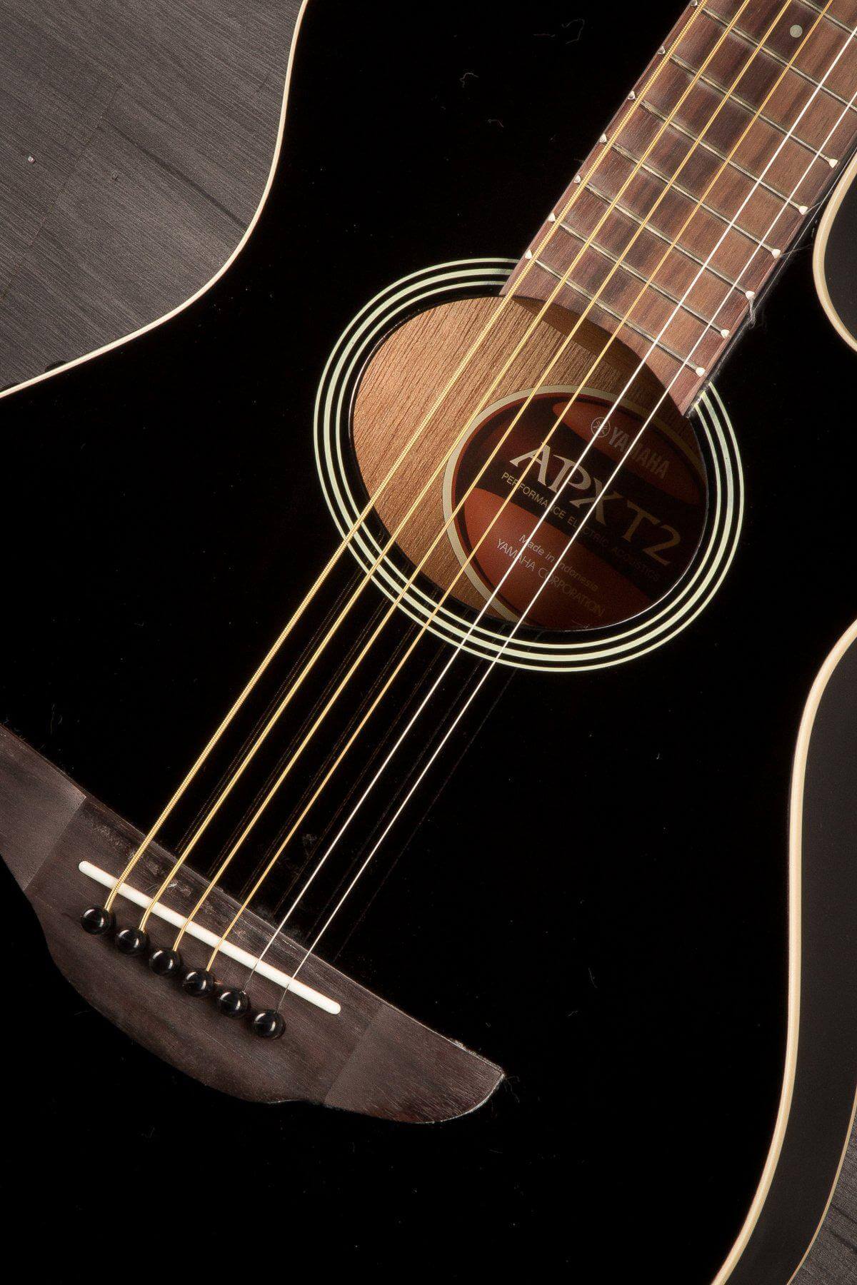 Yamaha APXT2 Black Travel Guitar