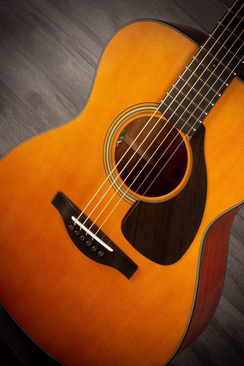Yamaha FSX5 Red Label Electro-Acoustic Guitar