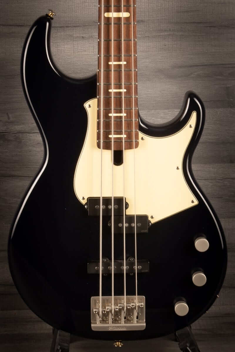 USED - Yamaha BB P34 Pro Series Bass Guitar In Midnight Blue