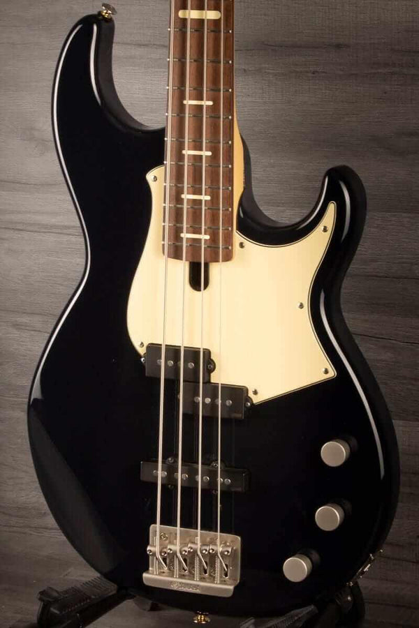 USED - Yamaha BB P34 Pro Series Bass Guitar In Midnight Blue