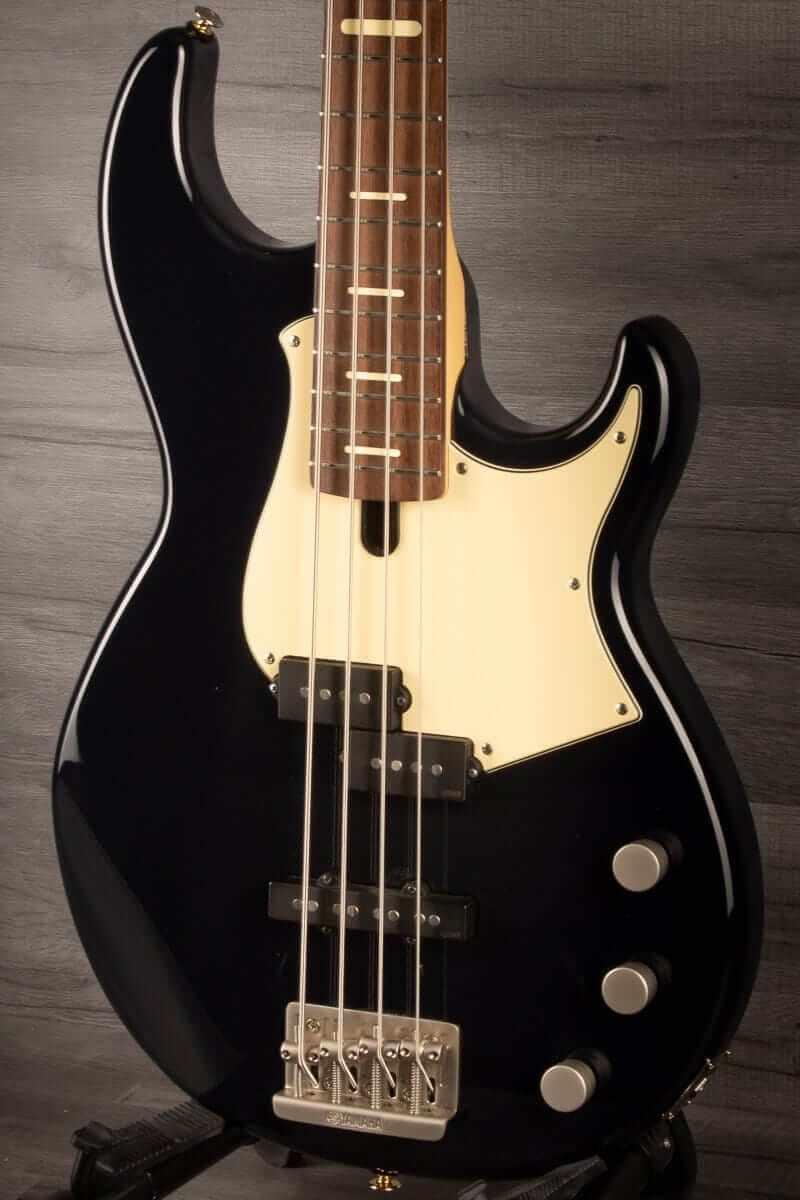 USED - Yamaha BB P34 Pro Series Bass Guitar In Midnight Blue