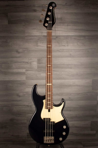 USED - Yamaha BB P34 Pro Series Bass Guitar In Midnight Blue