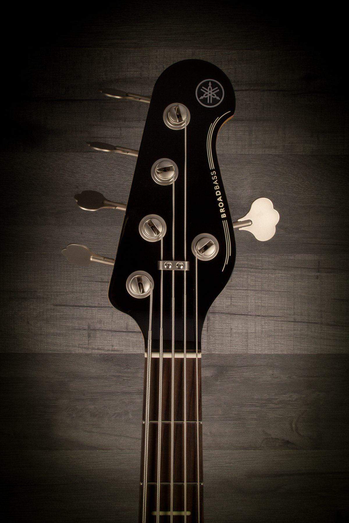 Yamaha Bass Guitar Yamaha BB P35 Pro Series 5-String Bass Guitar In Midnight Blue