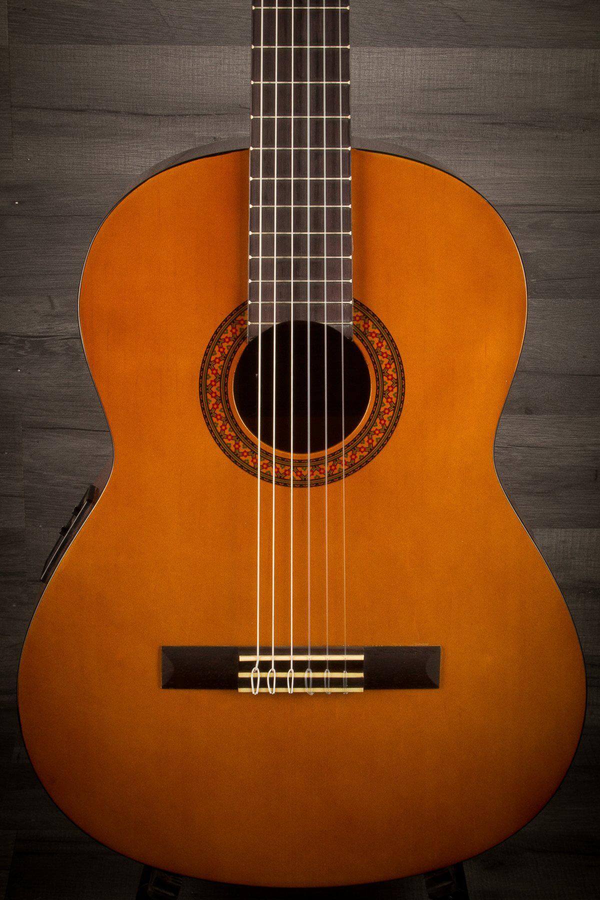 Yamaha CX40 Electro Classical Guitar - Ex Demo
