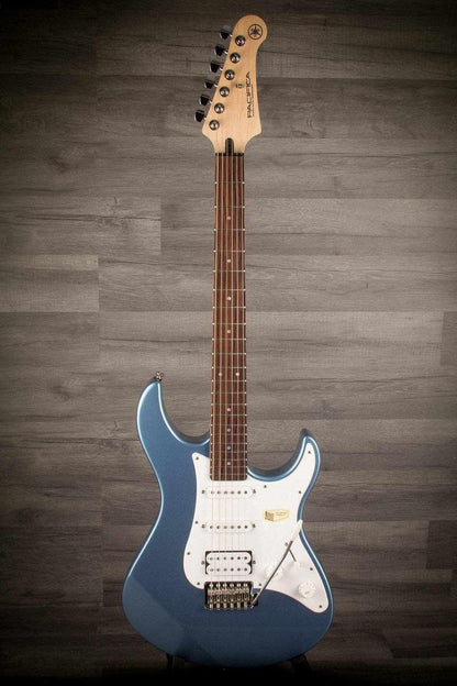 B Stock - Yamaha Pacifica 112J - Lake Placid Blue