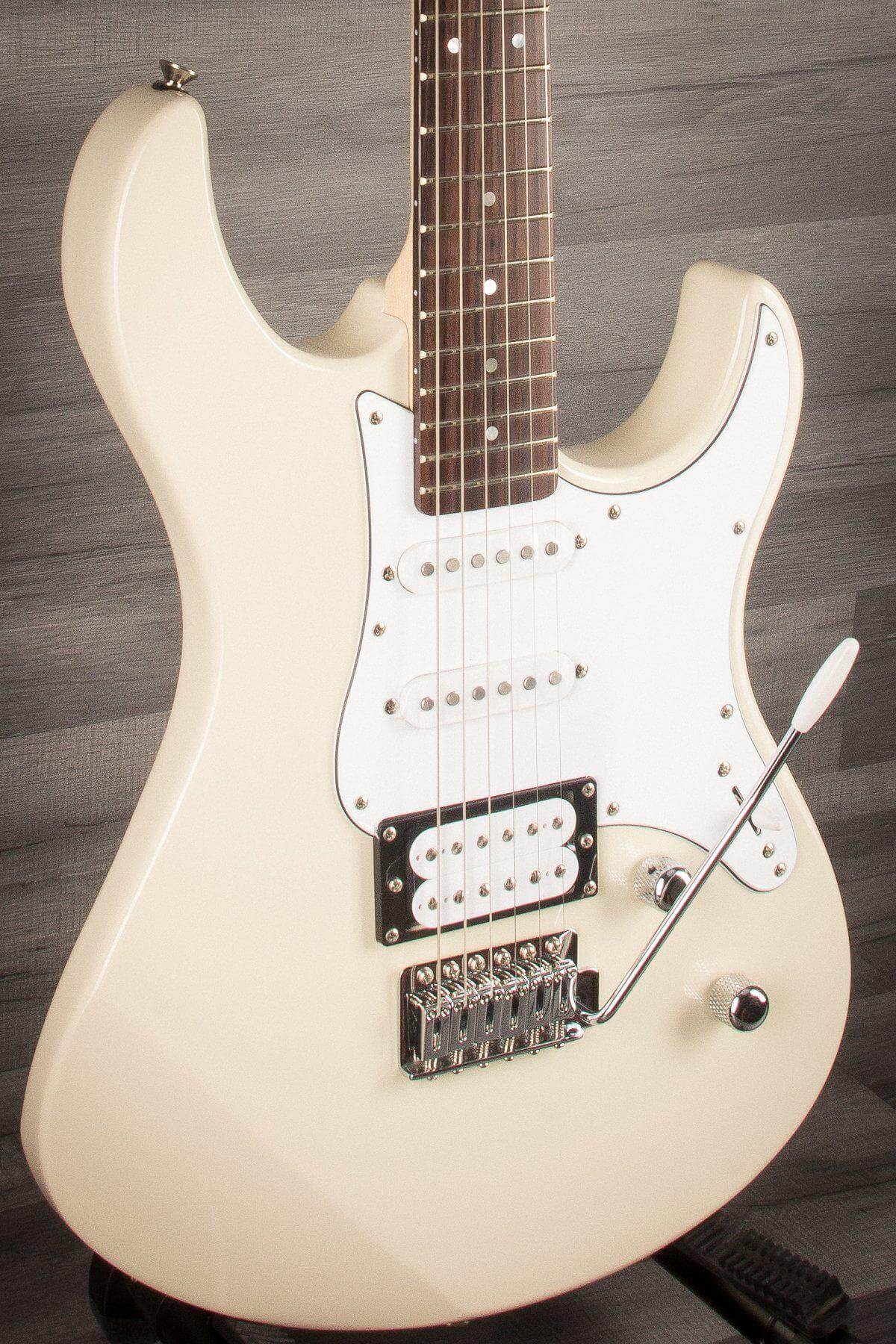 B Stock - Yamaha Pacifica 112V Electric Guitar - Vintage White