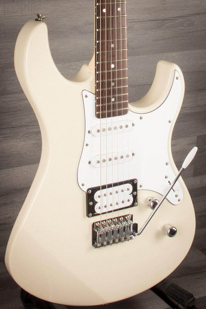 B Stock - Yamaha Pacifica 112V Electric Guitar - Vintage White