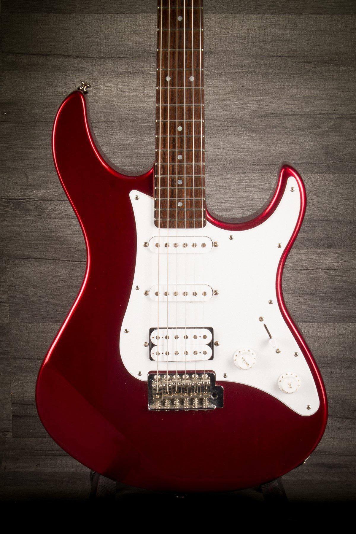 USED - Yamaha Pacifica 012 - Metallic Red