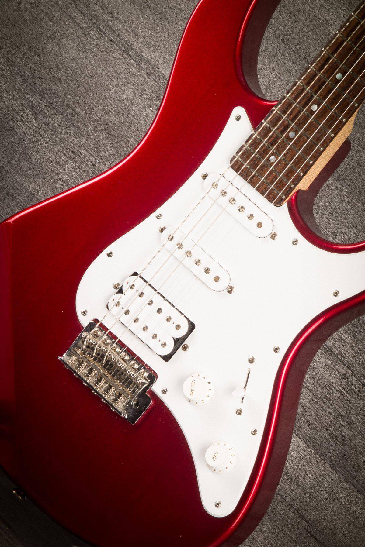 USED - Yamaha Pacifica 012 - Metallic Red