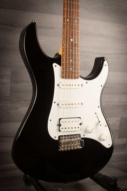 USED - Yamaha Pacifica 112 black
