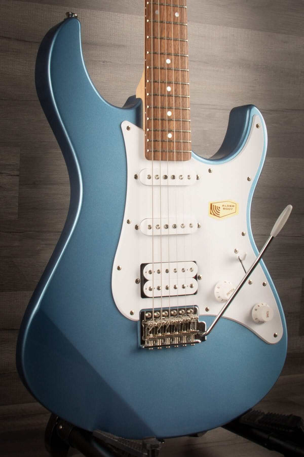 Yamaha Electric Guitar USED - Yamaha Pacifica 112J - Lake Placid Blue