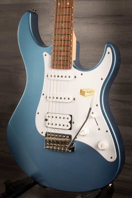 Yamaha Electric Guitar USED - Yamaha Pacifica 112J - Lake Placid Blue