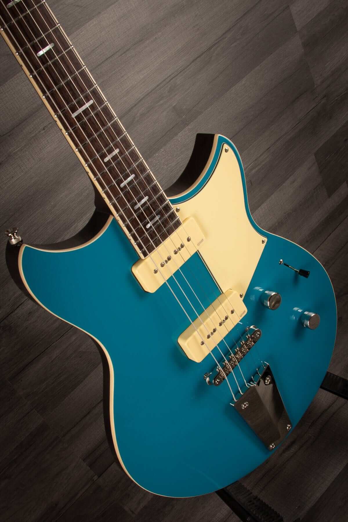 Yamaha Electric Guitar USED - Yamaha RSS02T Revstar - Swift blue