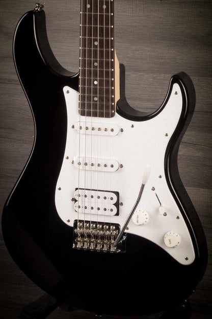 Yamaha Pacifica 012 - Black - Ex Demo