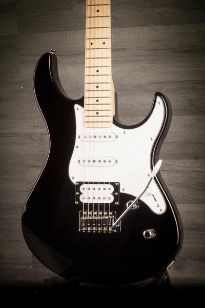 Yamaha Pacifica 112VM Electric Guitar Maple finger board - Black