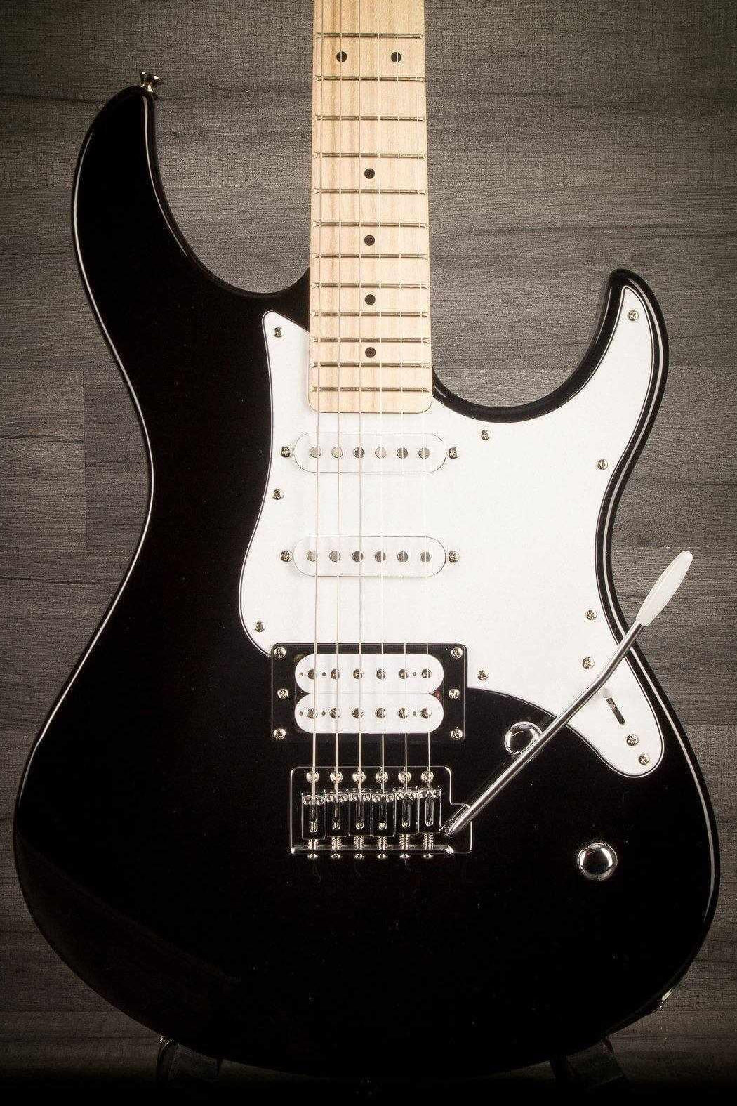 Yamaha Pacifica 112VM Electric Guitar Maple finger board - Black