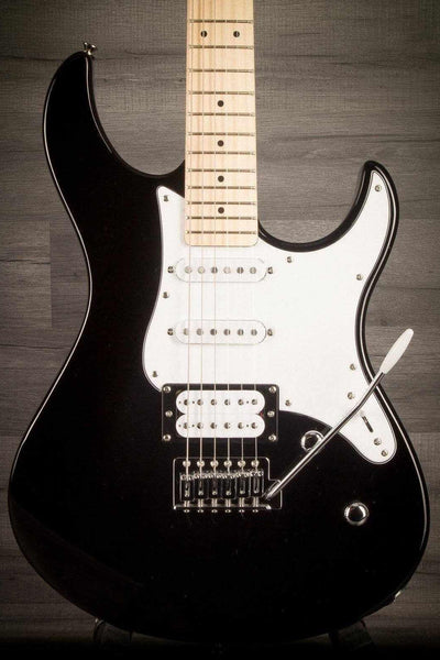 Yamaha Pacifica 112VM Electric Guitar Maple finger board - Black