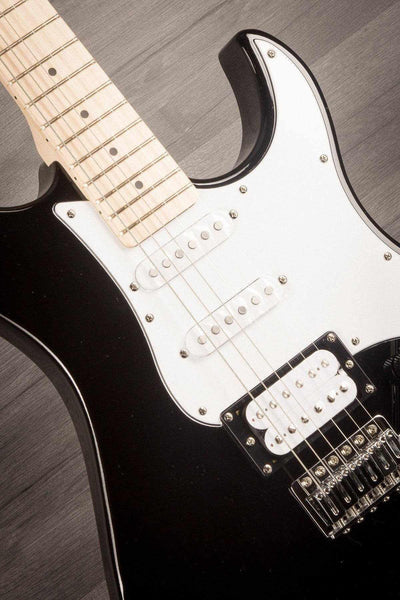 Yamaha Pacifica 112VM Electric Guitar Maple finger board - Black