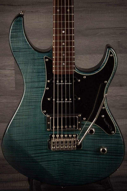 Yamaha Pacifica 612V II FM - Electric Guitar
