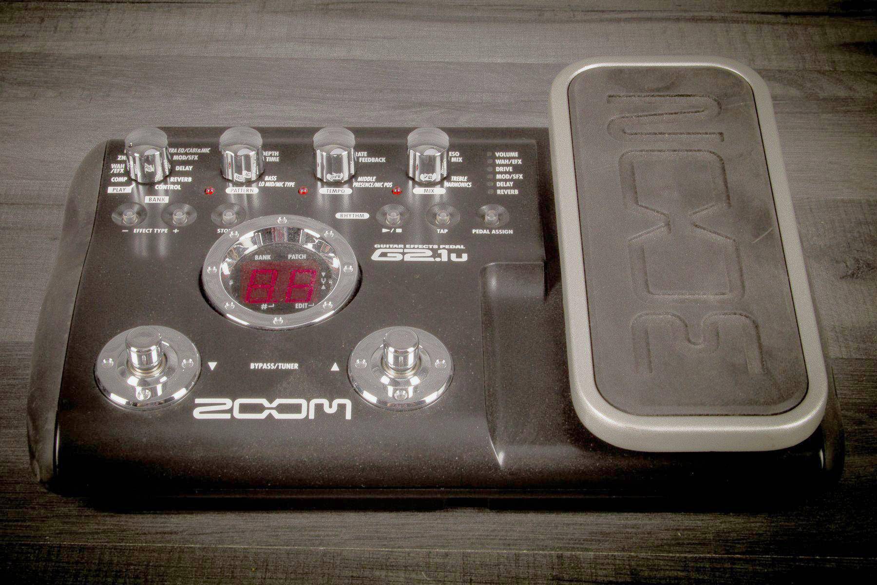 USED - Zoom G2.1U